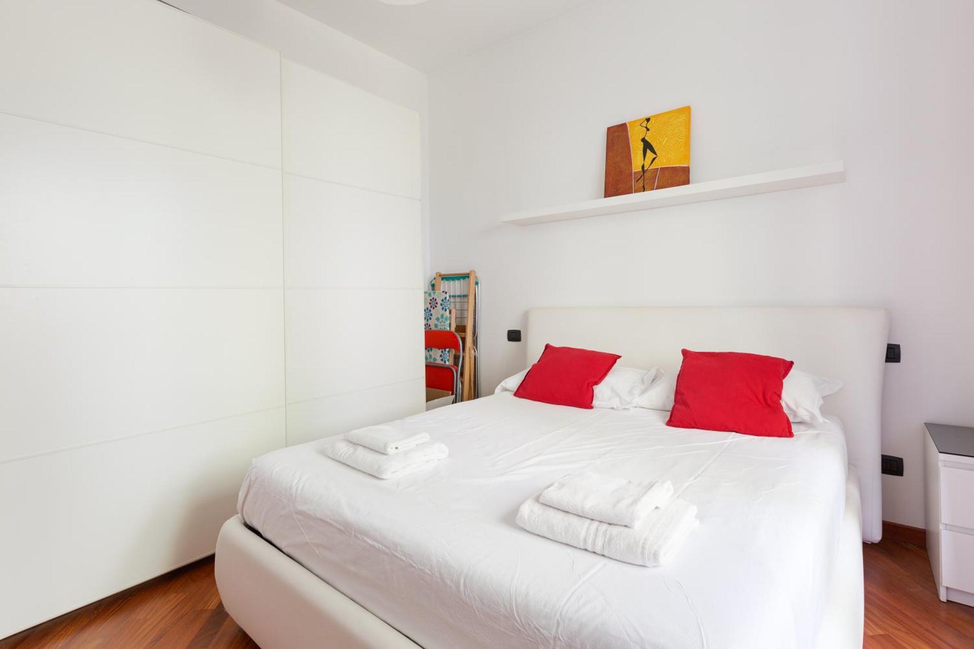 Ca' Granda M5 & Bicocca - Apartment With Parking Milão Exterior foto